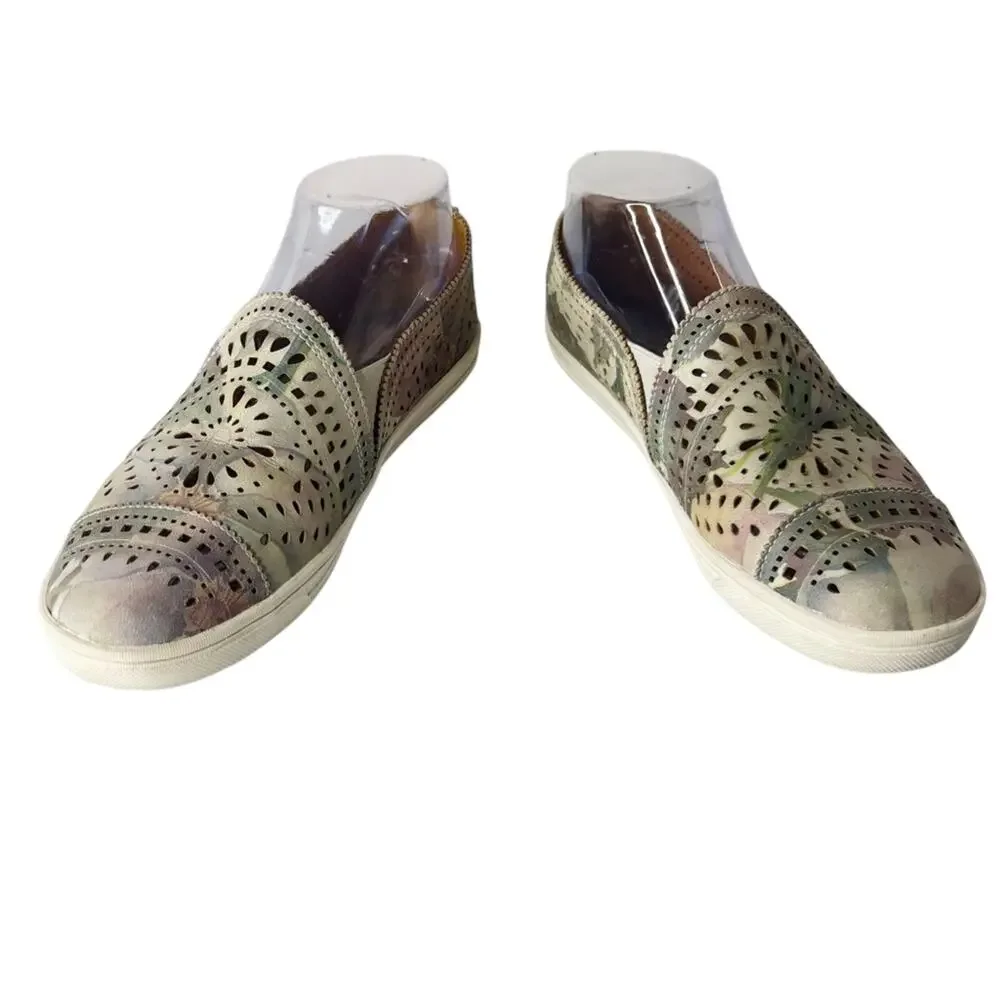 Earth Tangelo Comfort Sneakers Size 8 Shoes Flower Laser-Cut Leather Slip On